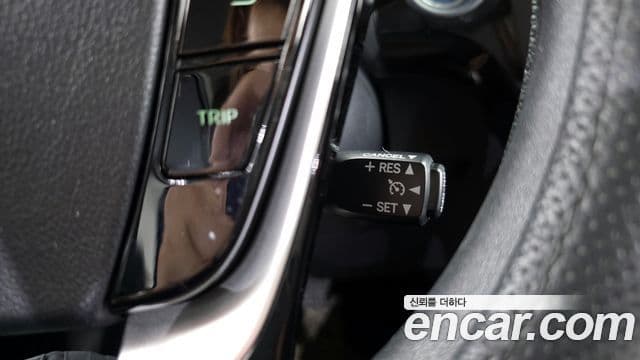 Toyota 프리우스 C, 2018 15