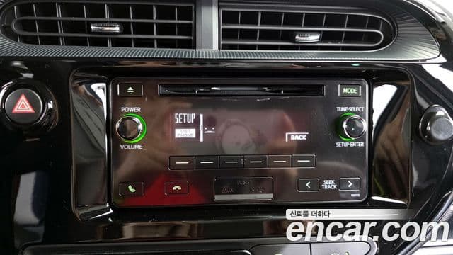 Toyota 프리우스 C, 2018 17