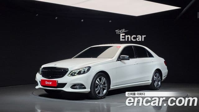 Mercedes-Benz E-класс W212 E200 Elegance, 2014 1
