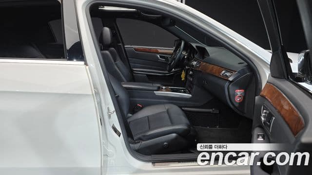 Mercedes-Benz E-класс W212 E200 Elegance, 2014 10