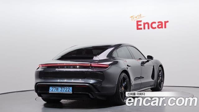 Porsche 타이칸 турбо, 2021 2