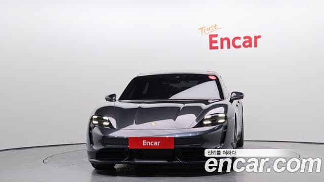 Porsche 타이칸 турбо, 2021 3