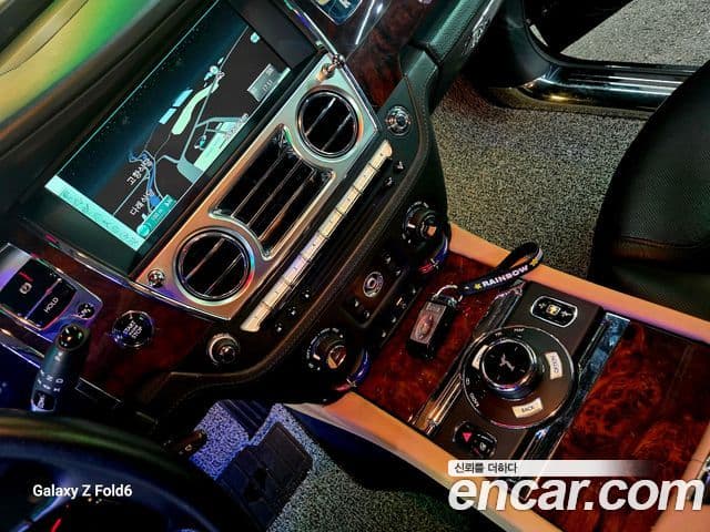 Rolls-Royce 고스트 6.6 EWB V12, 2016 17