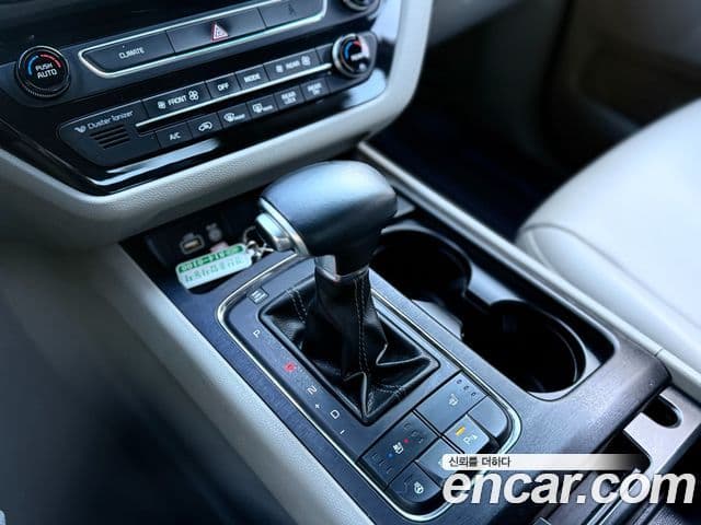 Kia All New Carnival Luxury, 2017 10