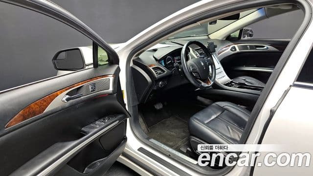 Lincoln New MKZ 2세대, 2016 11