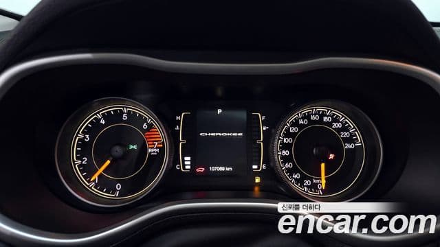 Jeep Cherokee(KL) 2.4 Longitude high AWD, 2017 8