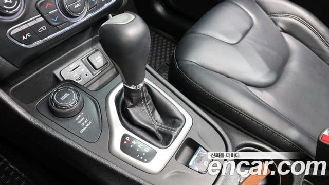 Jeep Cherokee(KL) 2.4 Longitude high AWD, 2017 9