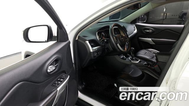 Jeep Cherokee(KL) 2.4 Longitude high AWD, 2017 10