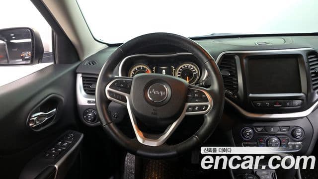 Jeep Cherokee(KL) 2.4 Longitude high AWD, 2017 13