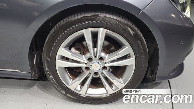 Mercedes-Benz E-класс W212 Avantgarde, 2015 все фото