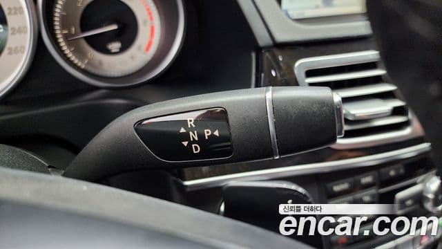 Mercedes-Benz E-класс W212 Avantgarde, 2015 9