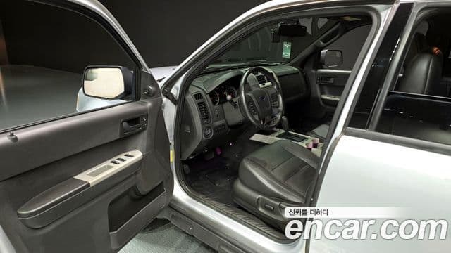 Ford Escape 2세대, 2012 10