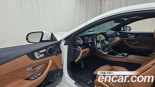 Mercedes-Benz E-класс W213 E220d купе, 2020 10