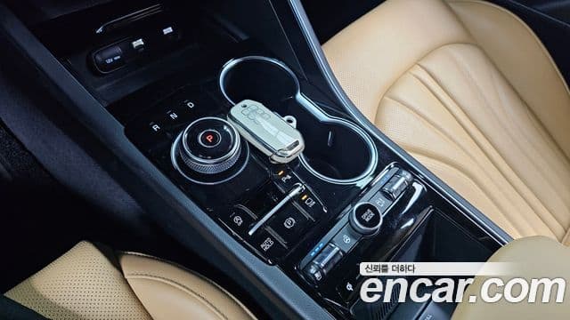 Kia K5 3세대 Signature, 2023 9