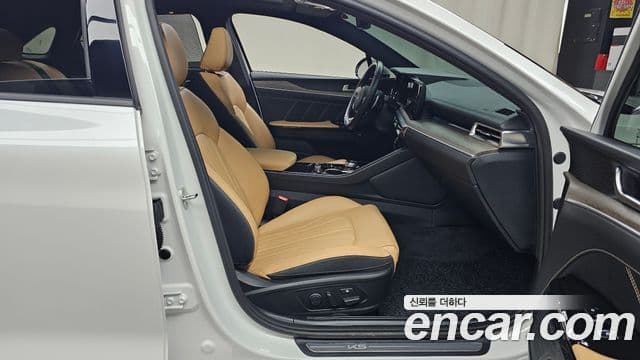 Kia K5 3세대 Signature, 2023 11