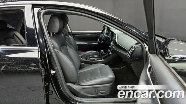 Hyundai Grandeur IG Modern, 2018 11