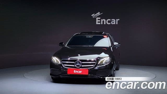 Mercedes-Benz E-класс W213 Avantgarde, 2020 3