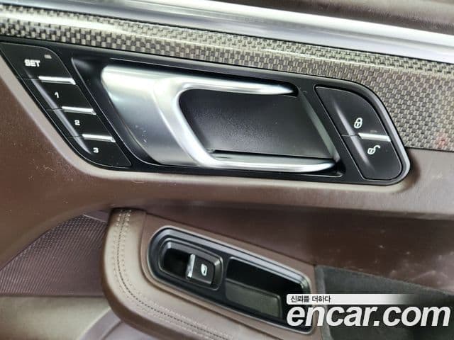 Porsche Macan 95B, 2015 14