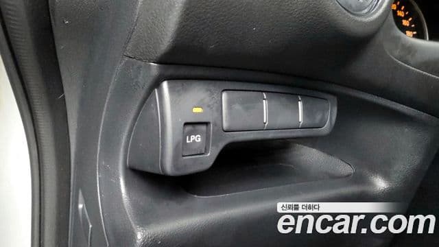 Kia 뉴카렌스 люксовая версия, 2011 16