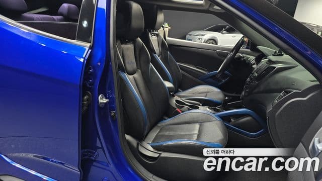 Hyundai Veloster турбо GDi Extreme, 2013 10