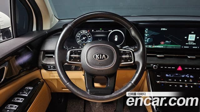 Kia Carnival 4세대 Signature, 2021 11