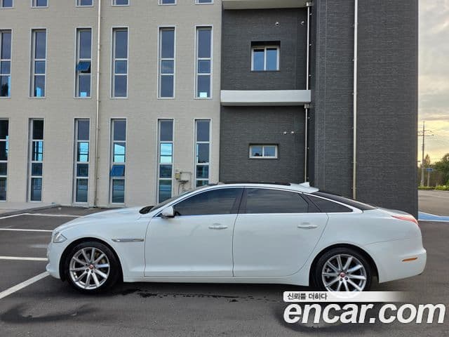 Jaguar All New XJ X351, 2015 7