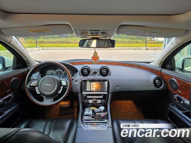 Jaguar All New XJ X351, 2015 12