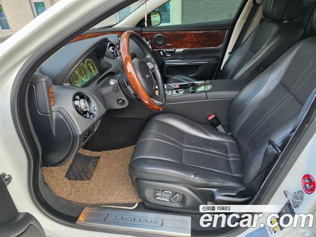 Jaguar All New XJ X351, 2015 14