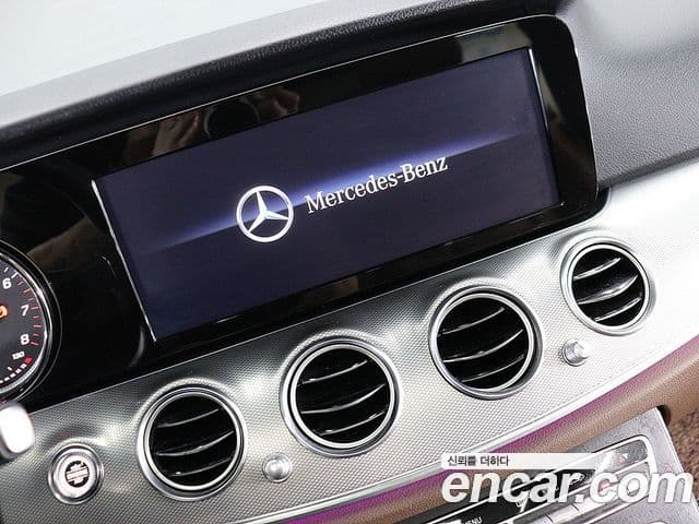 Mercedes-Benz E-класс W213 Avantgarde, 2020 13