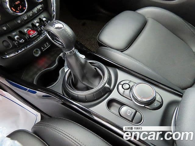 Mini Cooper D 클럽맨 2세대, 2017 10