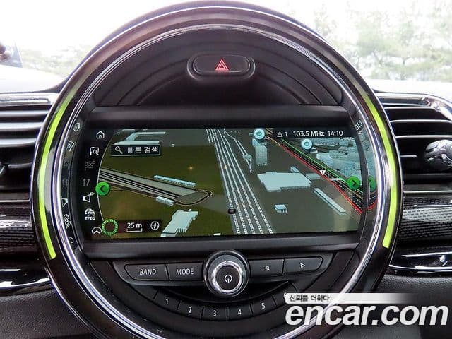 Mini Cooper D 클럽맨 2세대, 2017 13