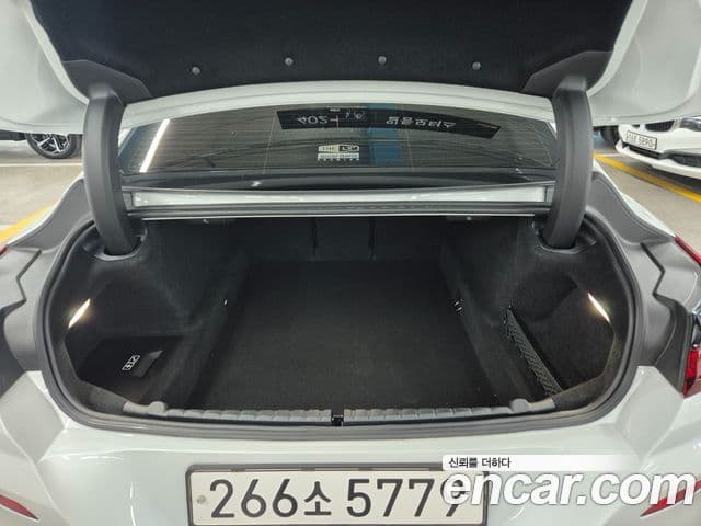 BMW 8시리즈 (G15) M850i xDrive Gran Coupe, 2023 9