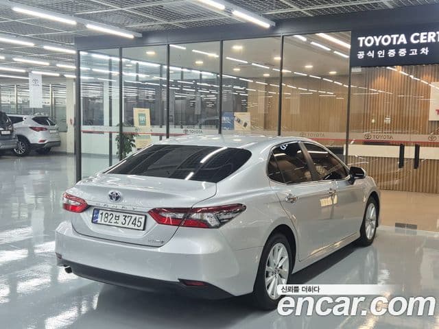 Toyota 캠리 (XV70) 2.5 LE гибрид, 2024 2