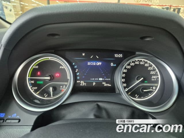 Toyota 캠리 (XV70) 2.5 LE гибрид, 2024 8