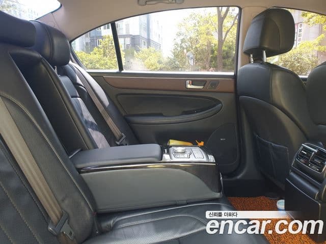 Hyundai Genesis Special, 2014 10