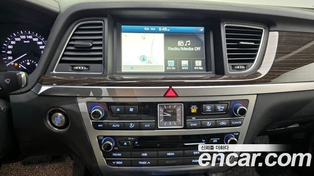 Genesis G80 Luxury, 2017 17