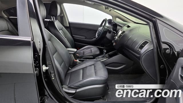 Kia K3 Prestige, 2015 10