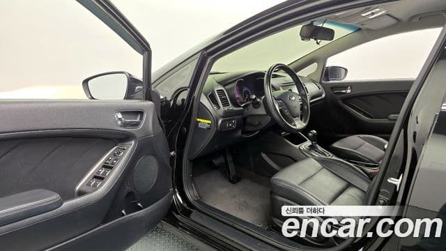 Kia K3 Prestige, 2015 11