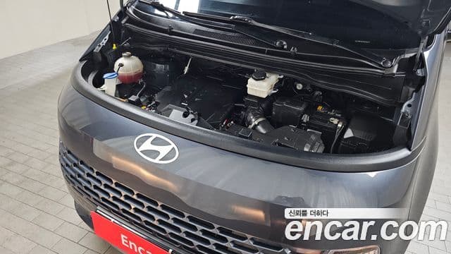 Hyundai Staria Modern, 2025 6