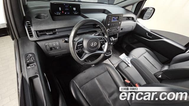 Hyundai Staria Modern, 2025 7