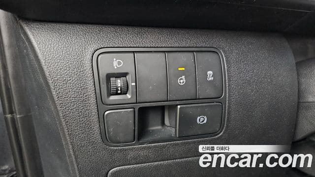 Hyundai Staria Modern, 2025 14