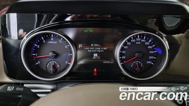 Kia Carnival 4세대 изменение конструкции(LPG), 2021 8