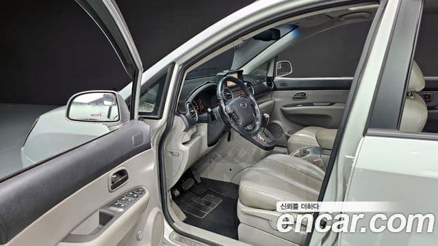 Kia 뉴카렌스 топовая версия, 2008 11