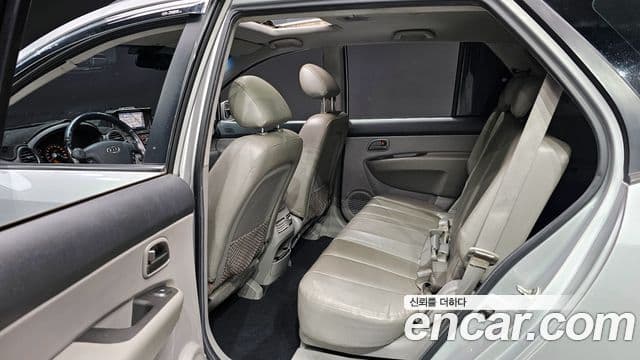 Kia 뉴카렌스 топовая версия, 2008 12