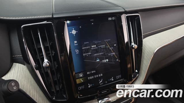 Volvo XC60 2세대 D5 Inscription, 2020 14