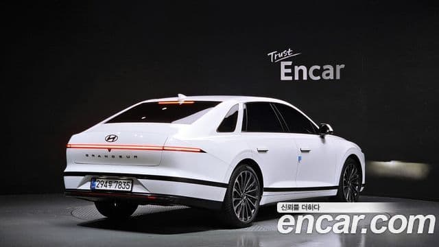 Hyundai Grandeur гибрид (GN7) Honors, 2026 2