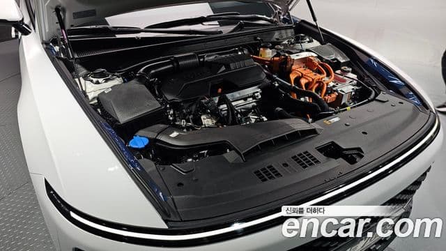 Hyundai Grandeur гибрид (GN7) Honors, 2026 6