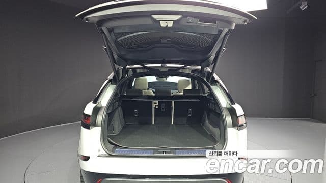 Land Rover Range Rover Velar 2.0 P250 R-Dynamic SE, 2023 20