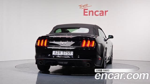 Ford Mustang GT кабриолет, 2017 4