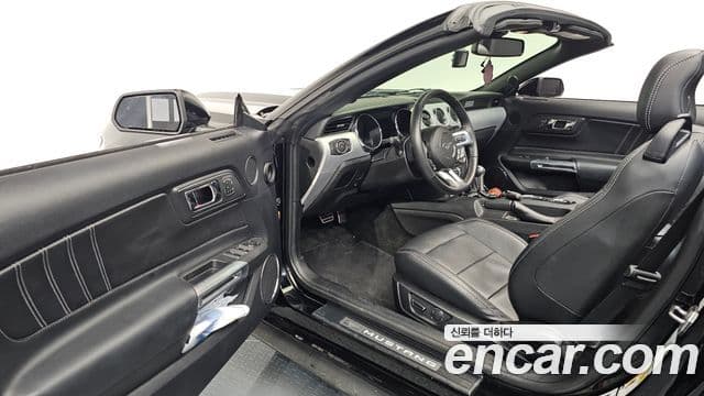 Ford Mustang GT кабриолет, 2017 10